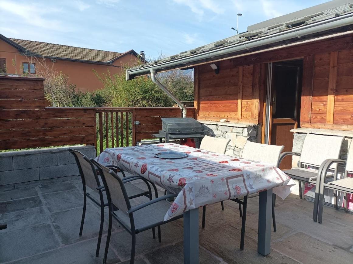 Joli Appart Terrasse Et Jardinet อัลแบร์วิลล์ ภายนอก รูปภาพ